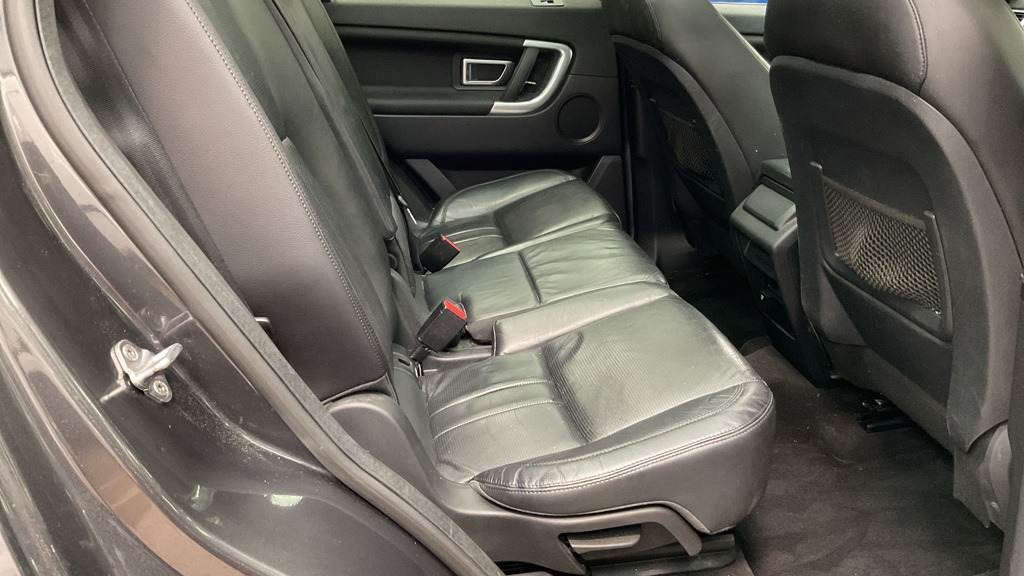 Used Land Rover Discovery Sport 2017 for sale - 77635391: Photo 8