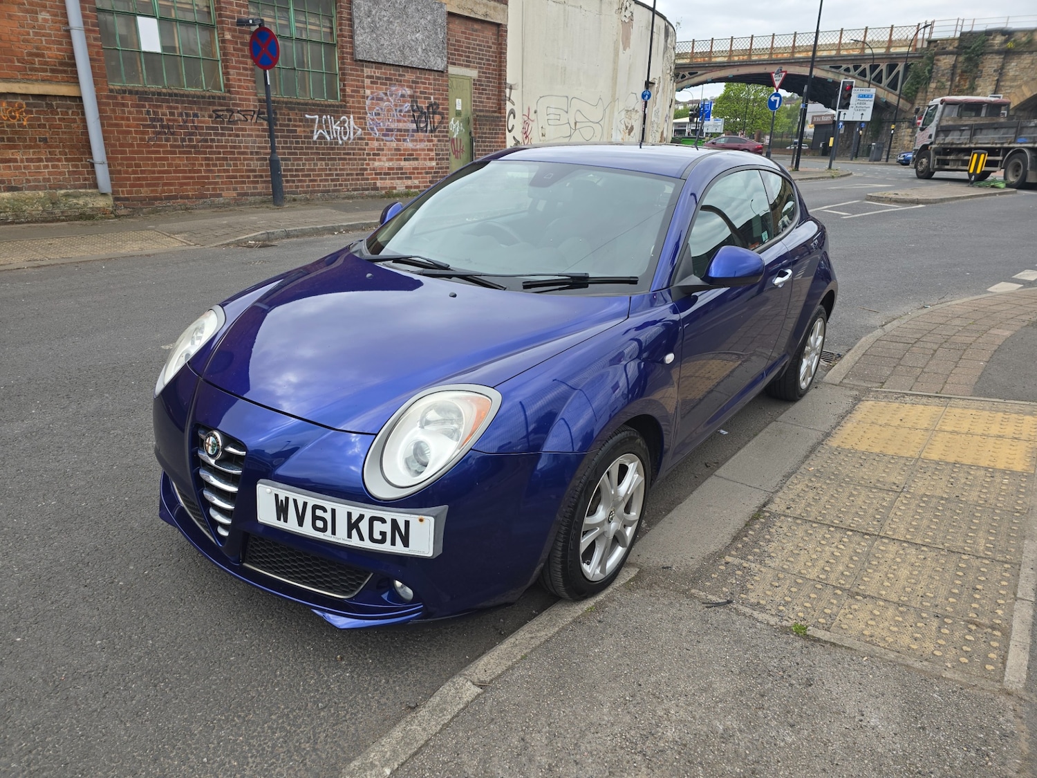 Vehicle 1