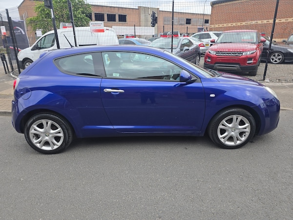 Used Alfa Romeo MiTo 2011 for sale - 74420561: Photo 2