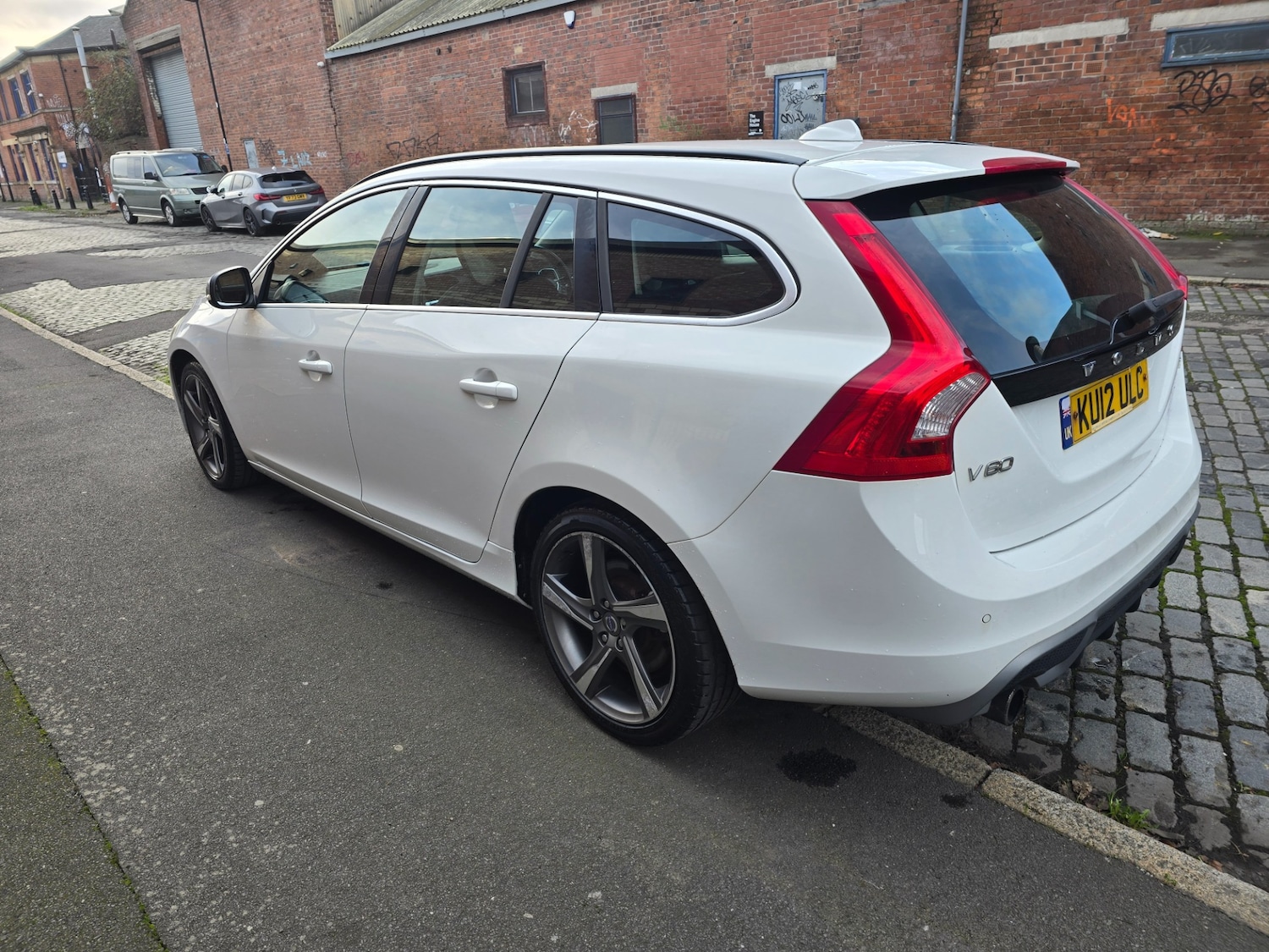 Used Volvo V60 2012 for sale - 76556799: Photo 7