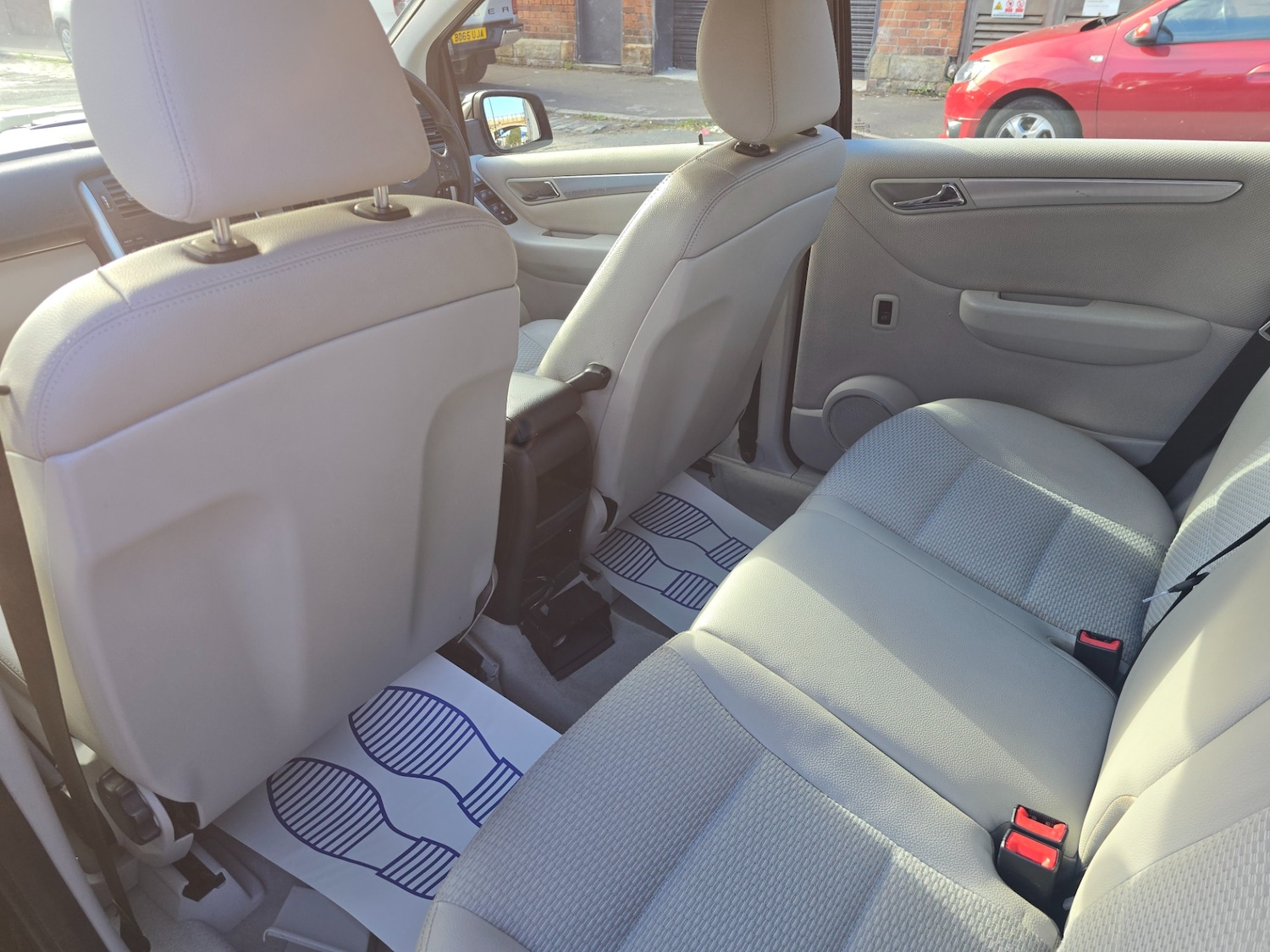 Used Mercedes-Benz B Class 2009 for sale - 76040244: Photo 17