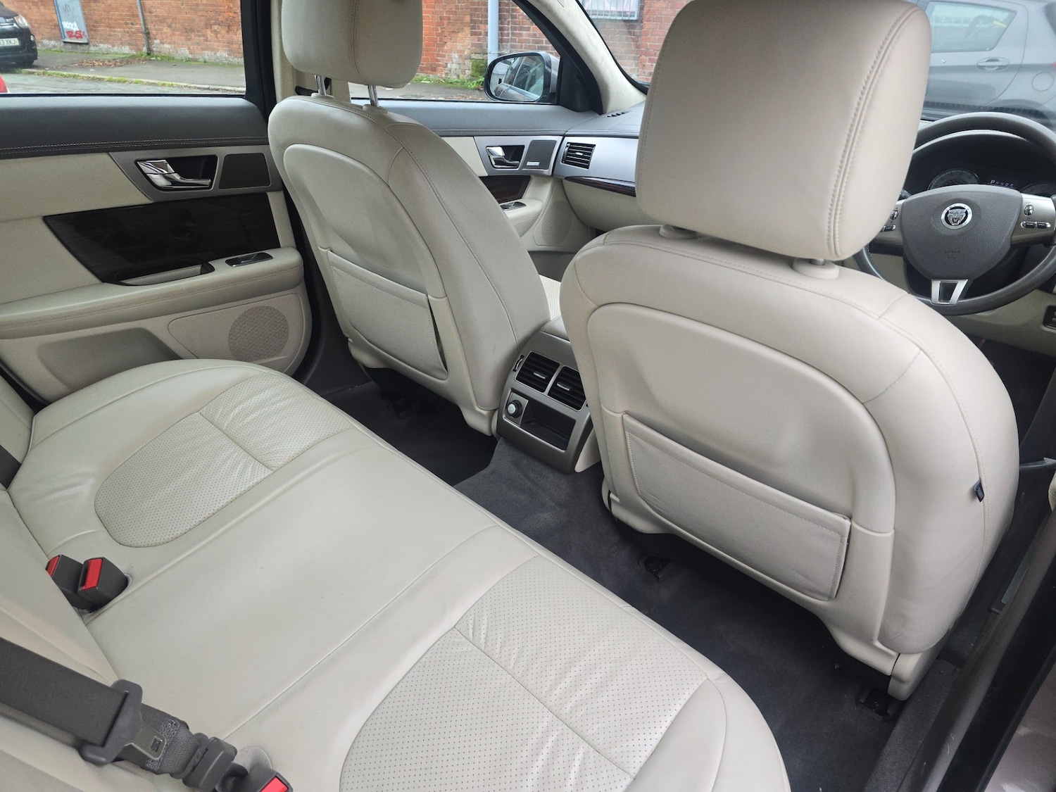 Used Jaguar XF 2009 for sale - 76514520: Photo 14