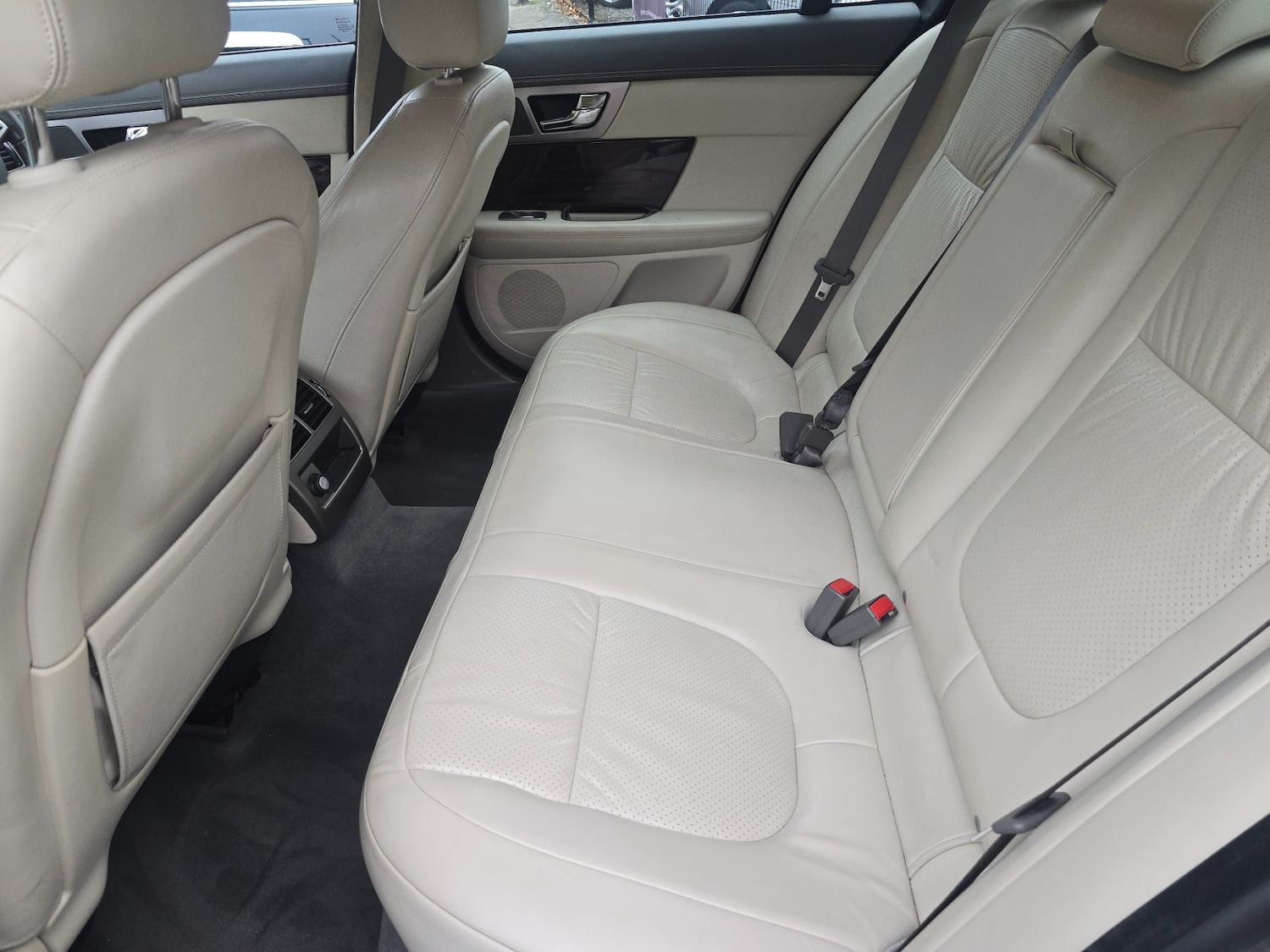 Used Jaguar XF 2009 for sale - 76514520: Photo 16