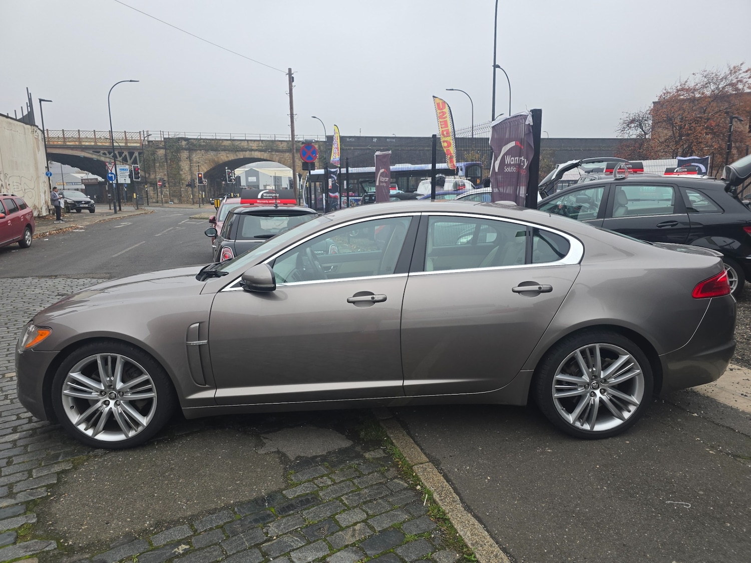 Used Jaguar XF 2009 for sale - 76514520: Photo 8