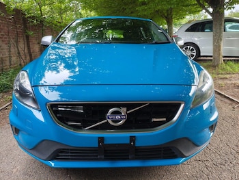 Used Volvo V40 2013 for sale - 78925956: Photo