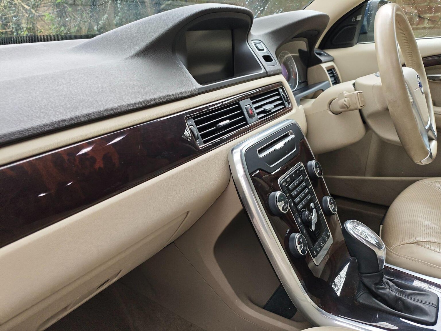 Used Volvo V70 2013 for sale - 77796874: Photo 5