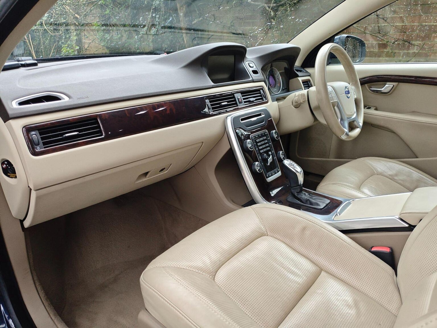 Used Volvo V70 2013 for sale - 77796874: Photo 6