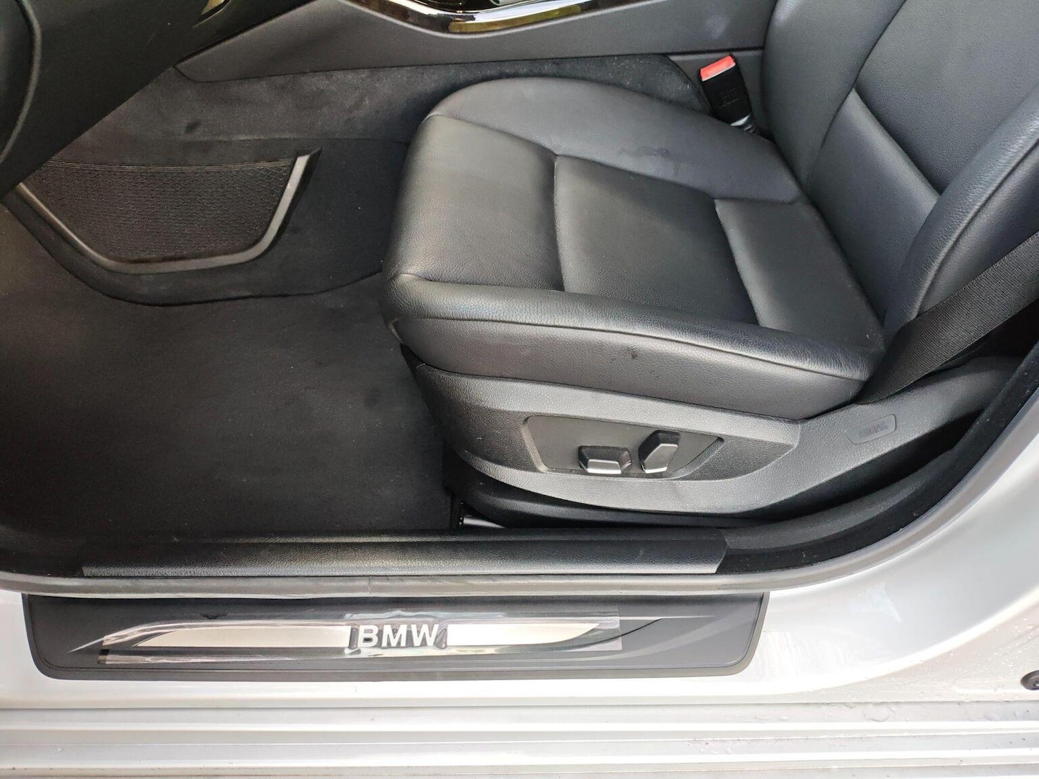 Used BMW 5 Series 2010 for sale - 76945583: Photo 32