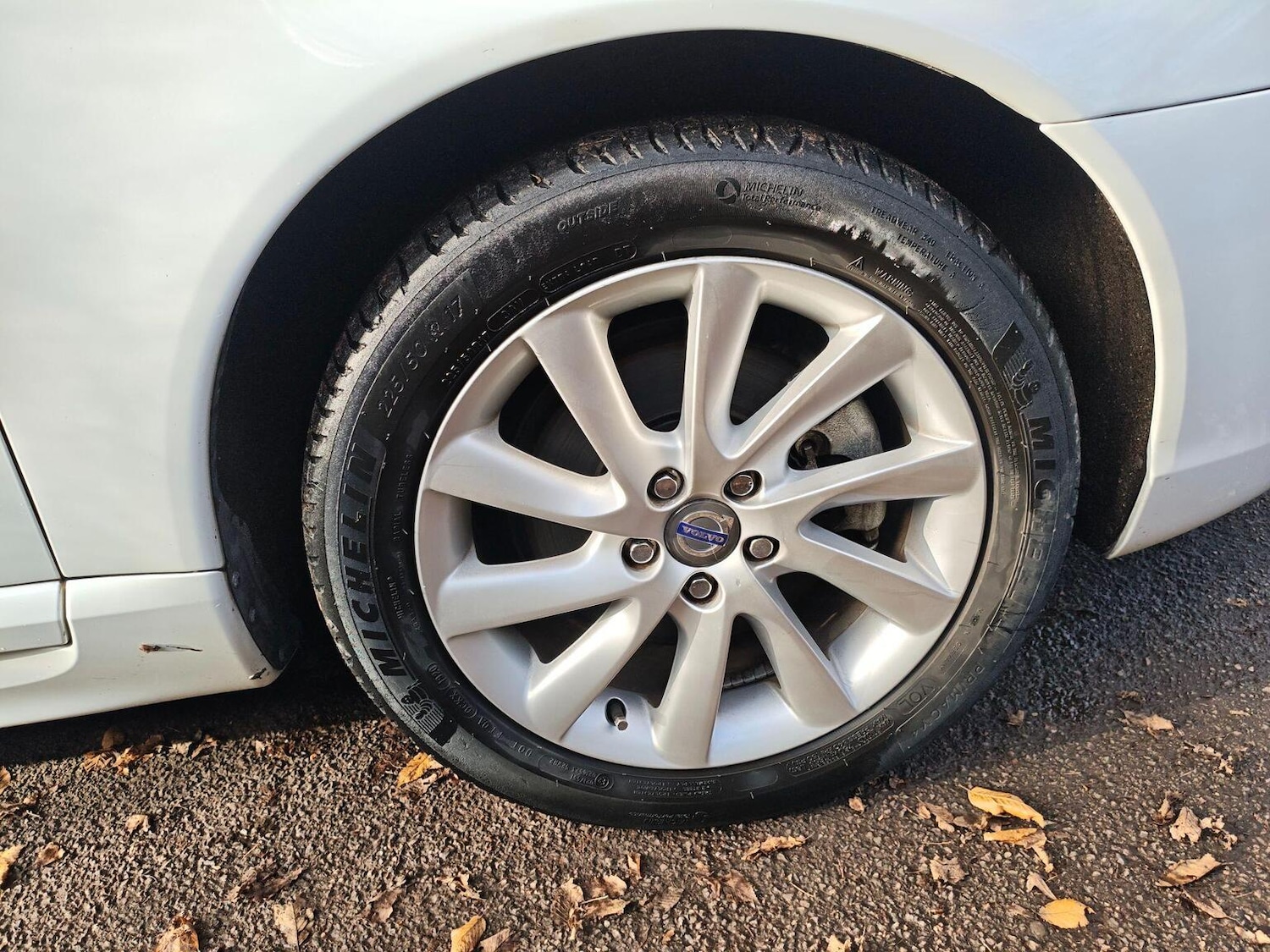 Used Volvo V70 2014 for sale - 76772646: Photo 24