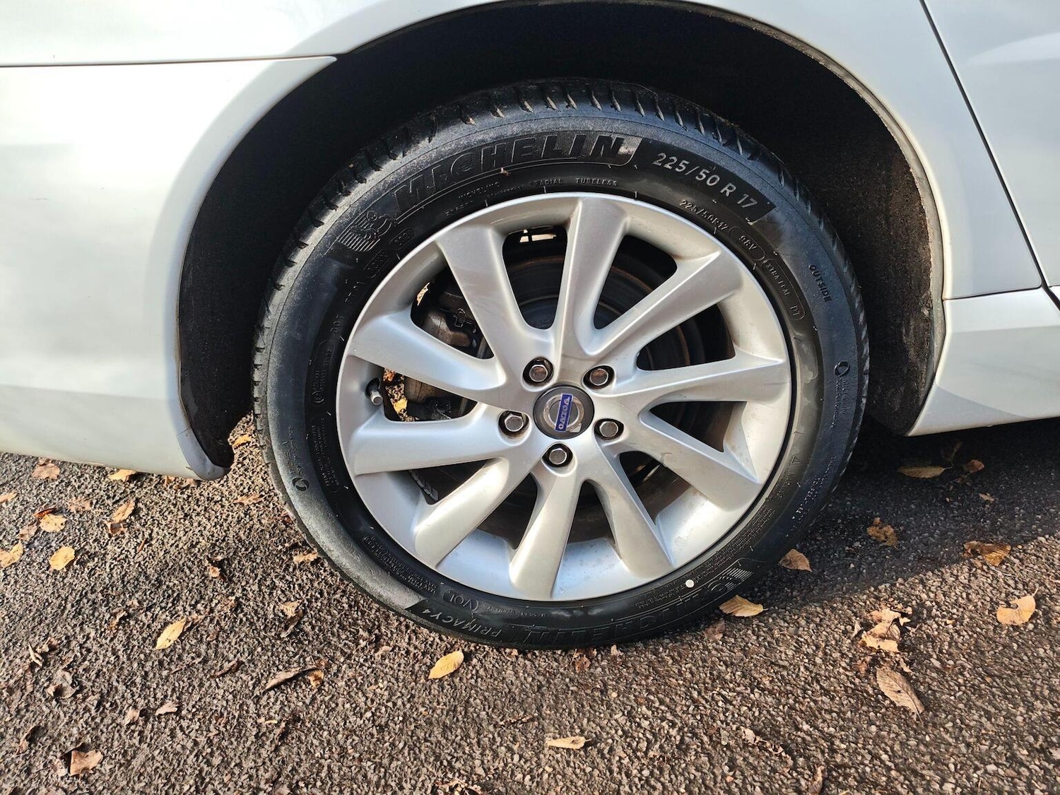 Used Volvo V70 2014 for sale - 76772646: Photo 25