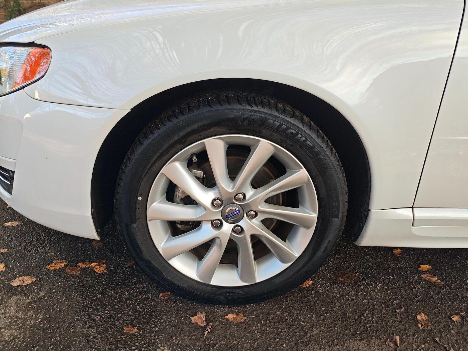 Used Volvo V70 2014 for sale - 76772646: Photo 26