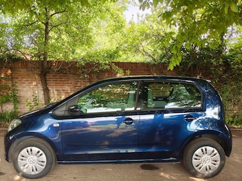 Used Volkswagen up! 2014 for sale - 79004430: Photo