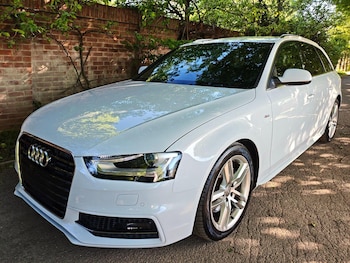 Used Audi A4 Avant 2014 for sale - 78459745: Photo
