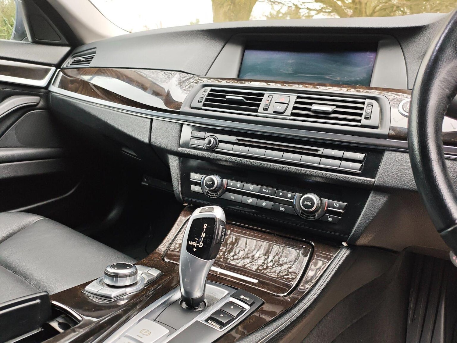 Used BMW 5 Series 2010 for sale - 77280489: Photo 5