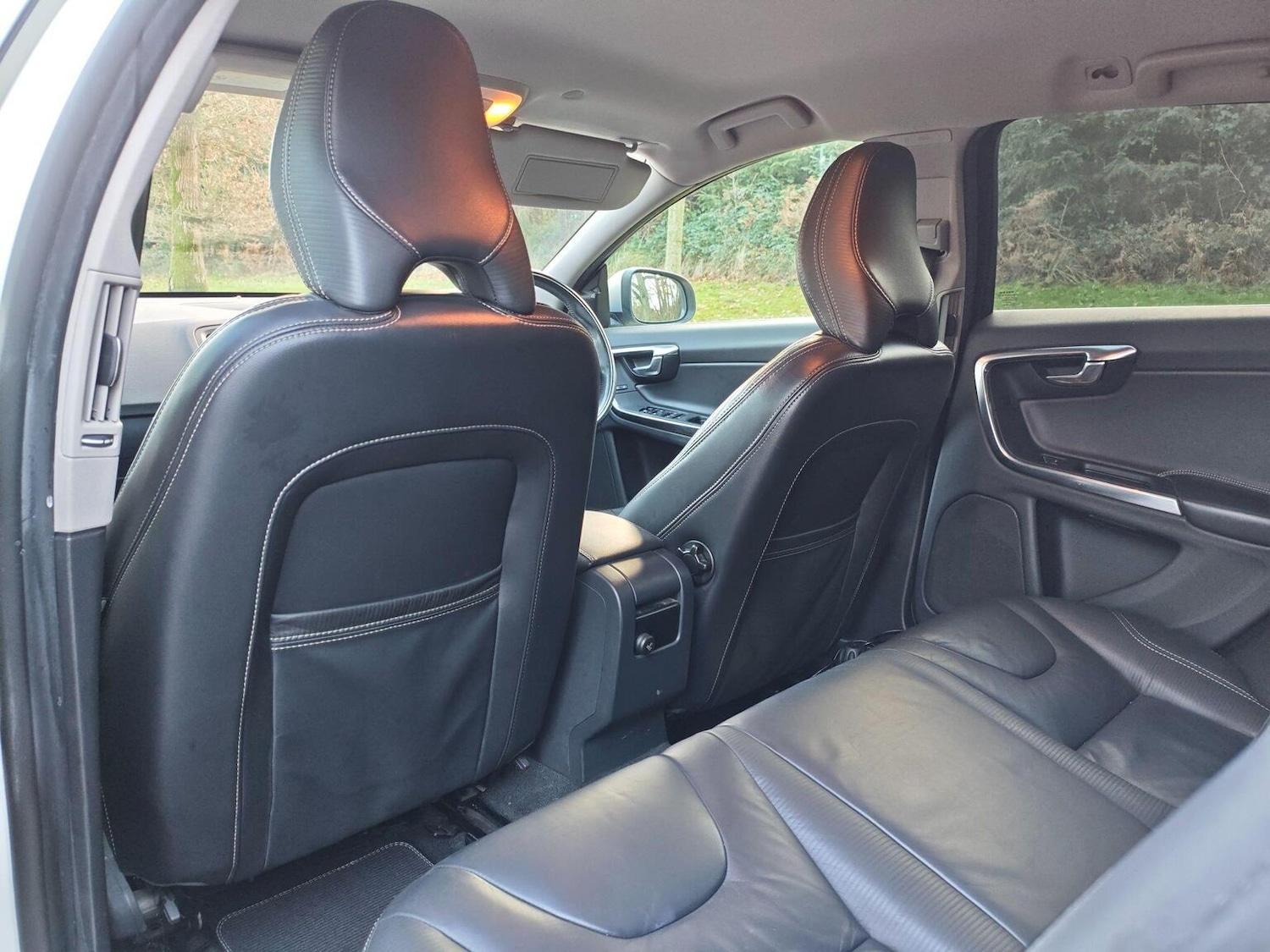 Used Volvo V60 2012 for sale - 76904649: Photo 12