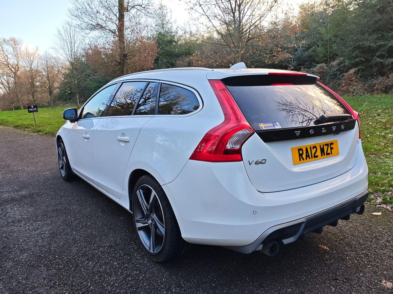 Used Volvo V60 2012 for sale - 76904649: Photo 4