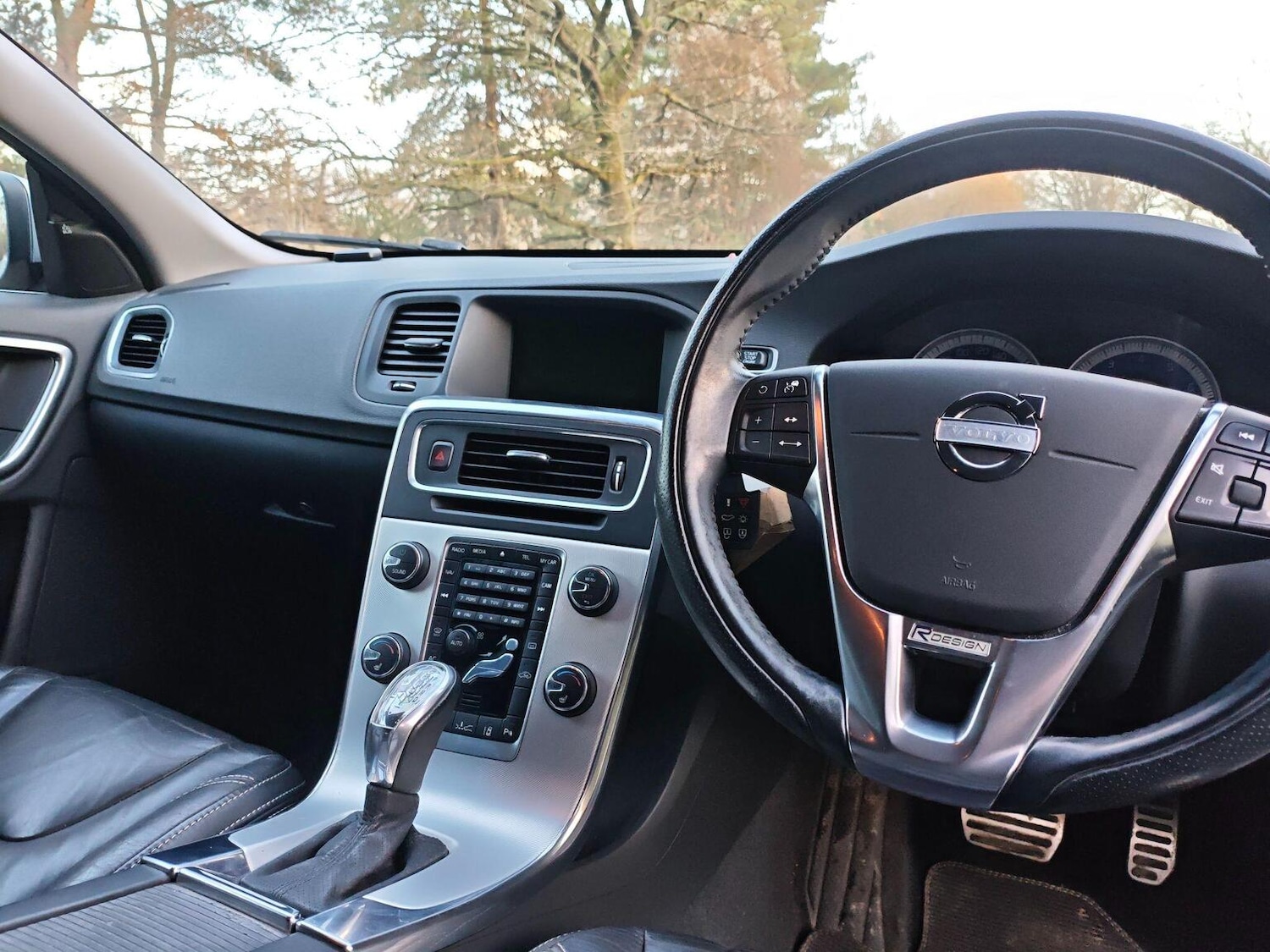 Used Volvo V60 2012 for sale - 76904649: Photo 9