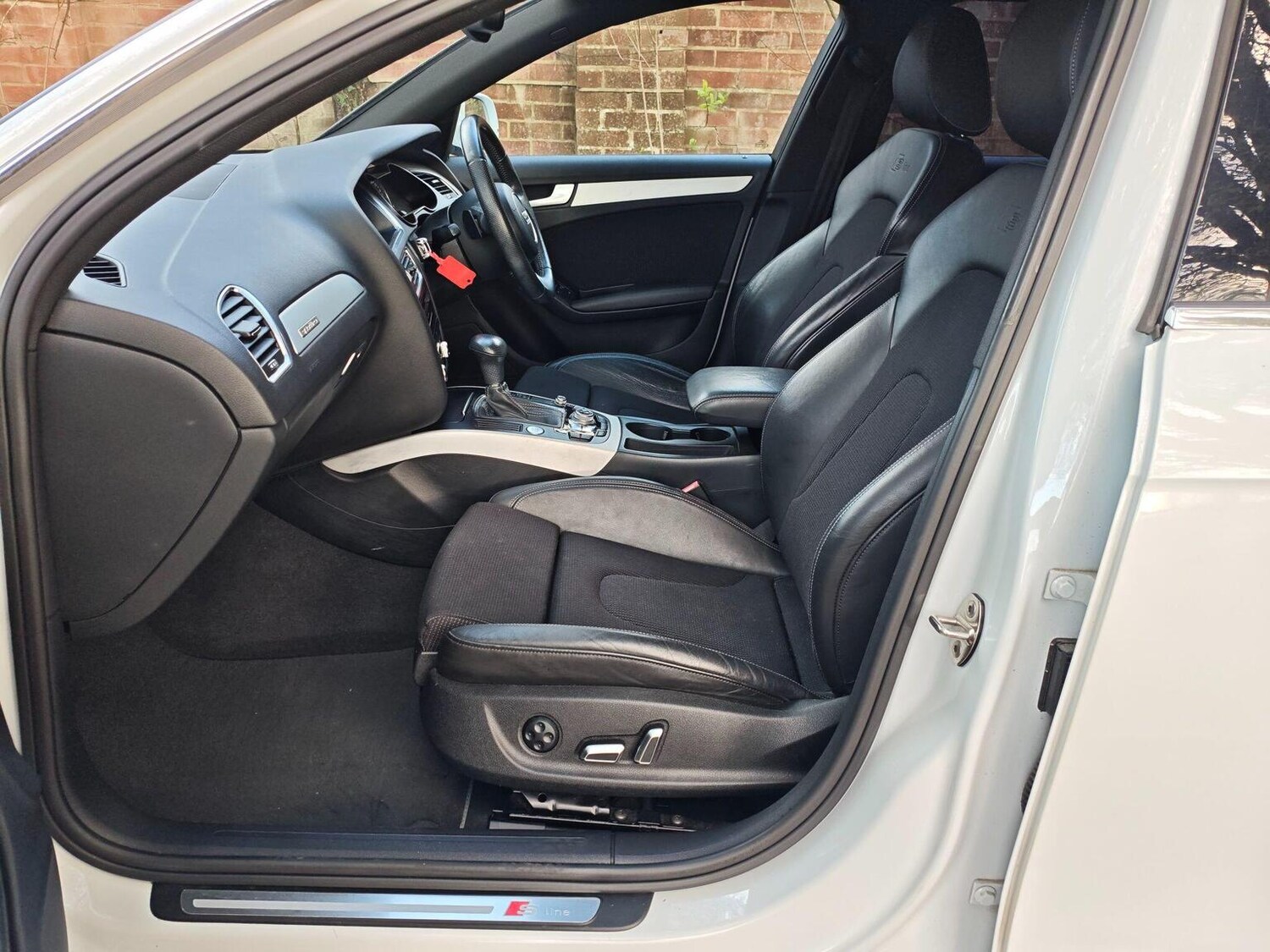 Used Audi A4 Avant 2012 for sale - 78090637: Photo 30