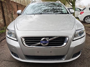 Used Volvo V50 2012 for sale - 77983753: Photo