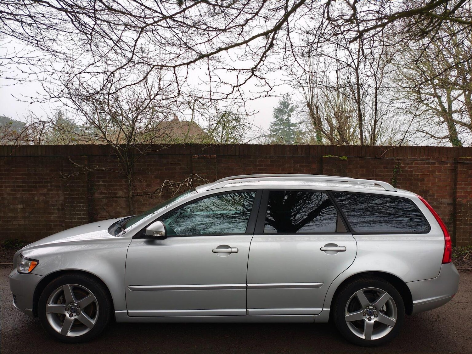 Used Volvo V50 2012 for sale - 77983753: Photo 4