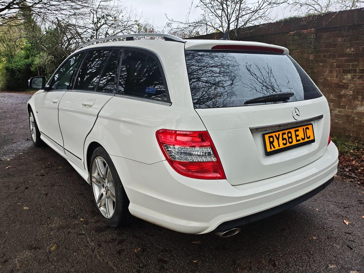Used Mercedes-Benz C Class 2008 for sale - 76891758: Photo 5