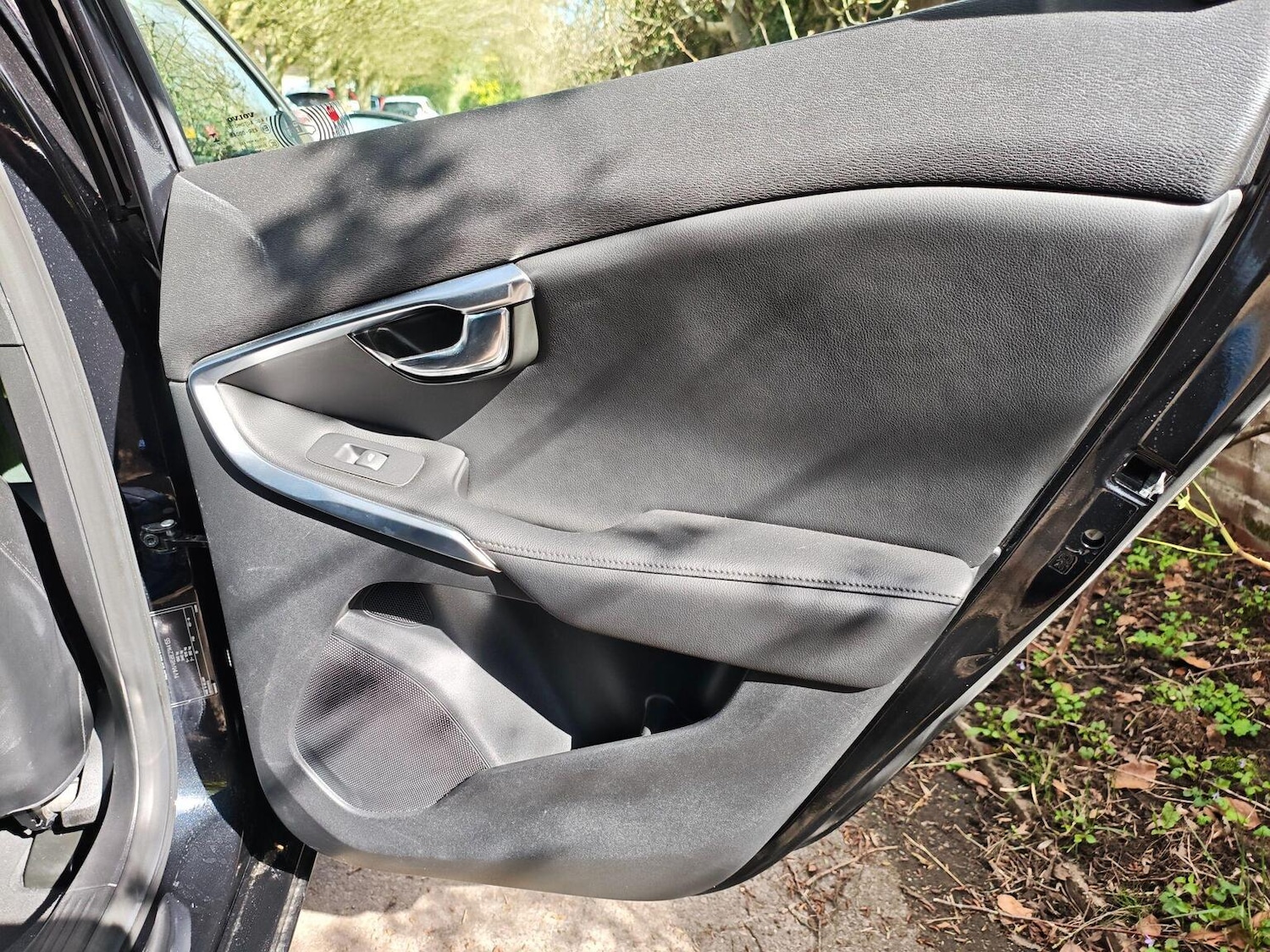 Used Volvo V40 2014 for sale - 77945719: Photo 13