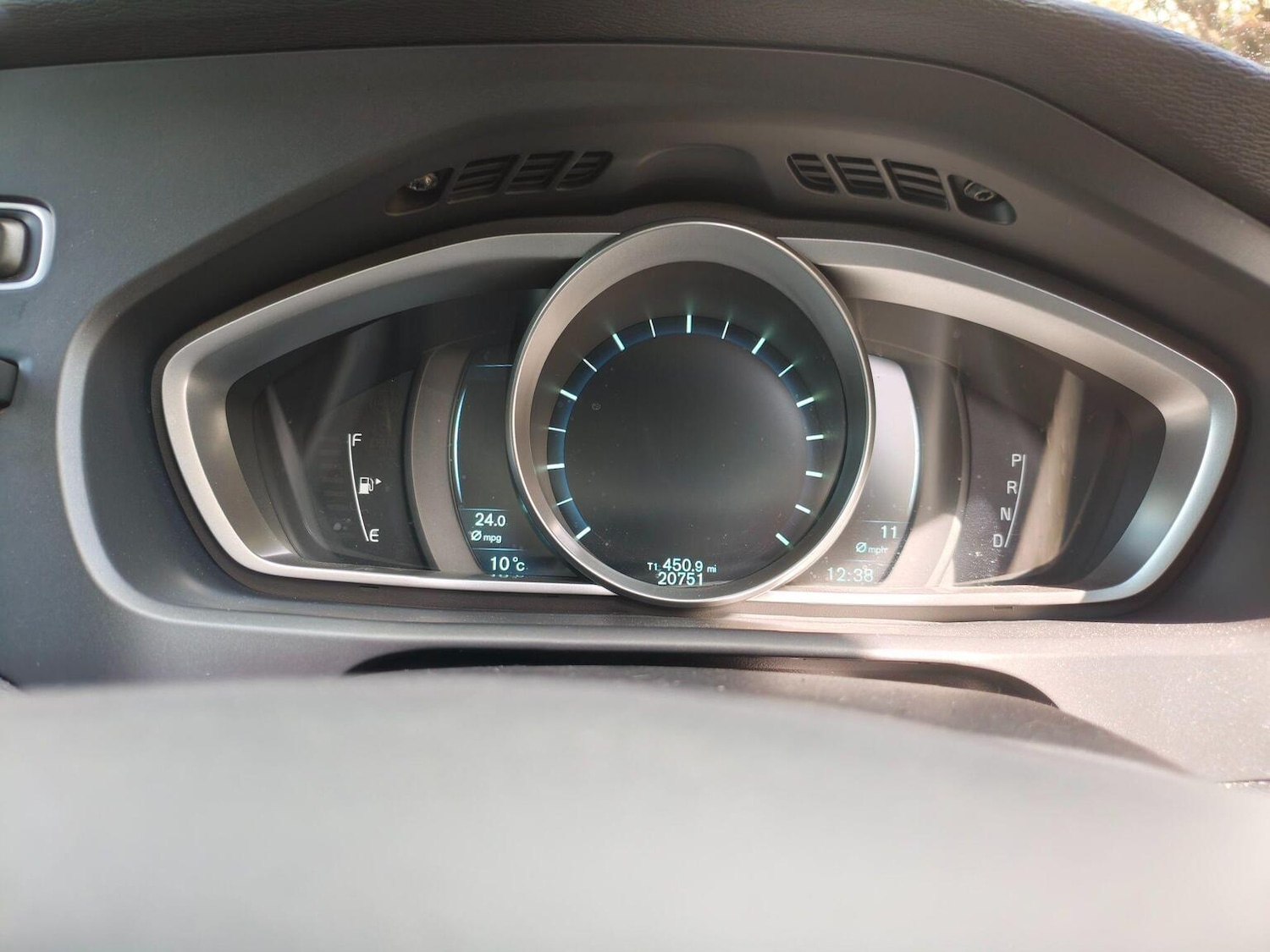 Used Volvo V40 2014 for sale - 77945719: Photo 21