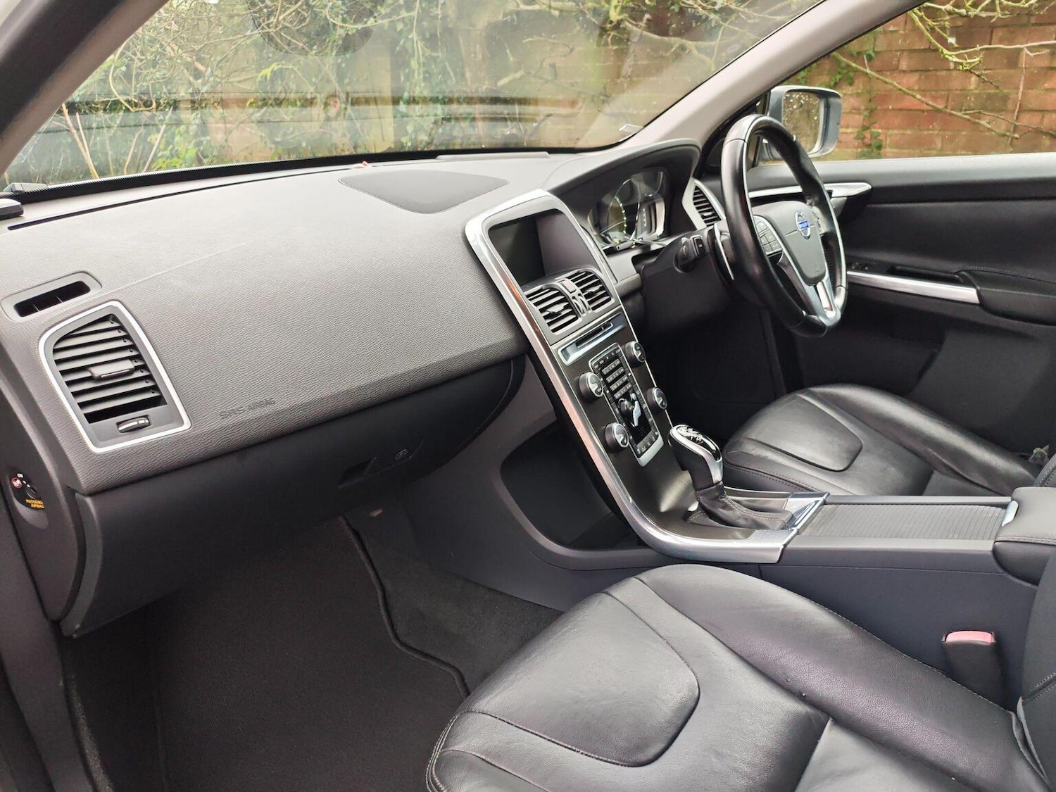 Used Volvo XC60 2014 for sale - 77083309: Photo 10