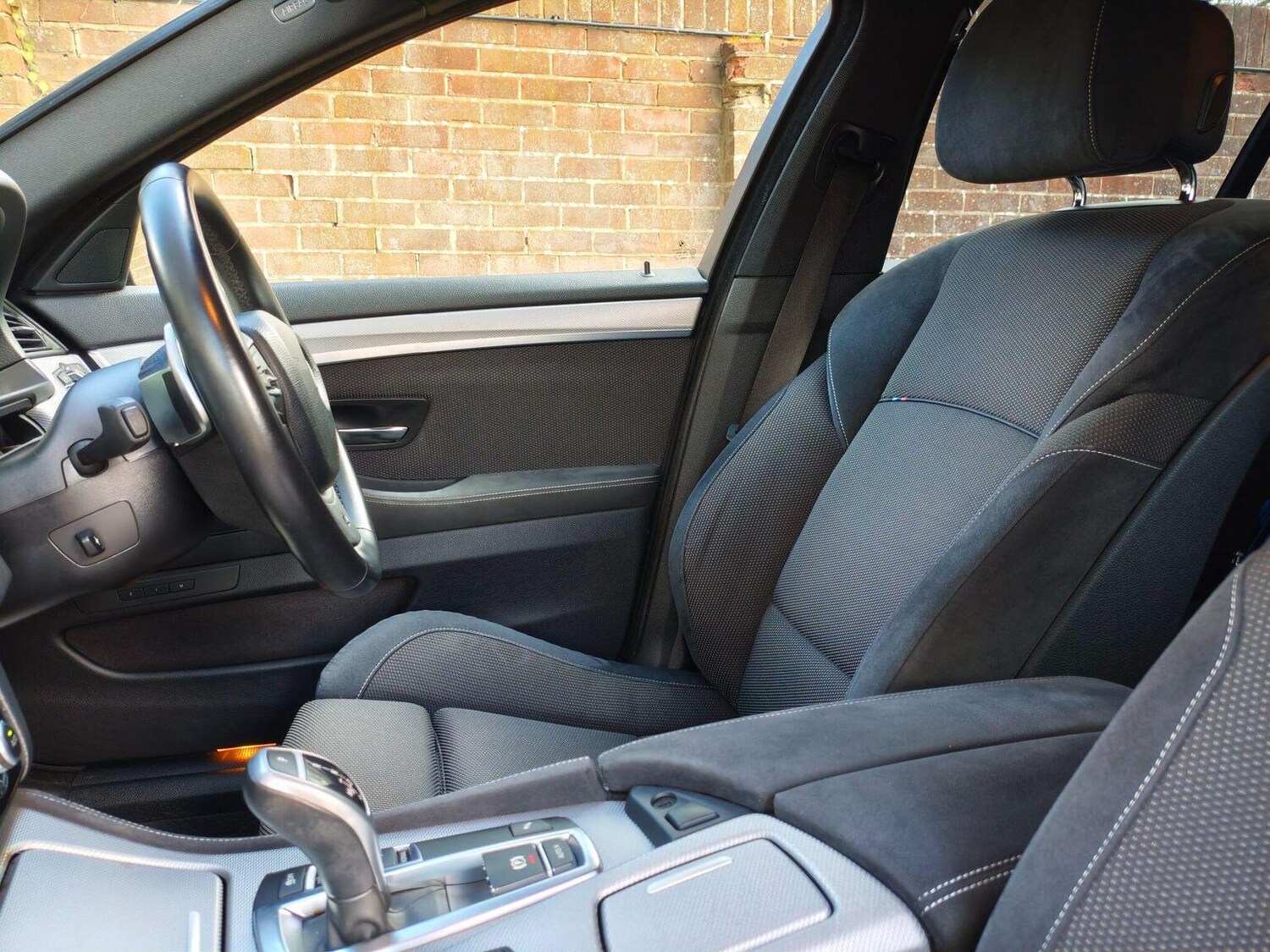 Used BMW 5 Series 2011 for sale - 77844885: Photo 37