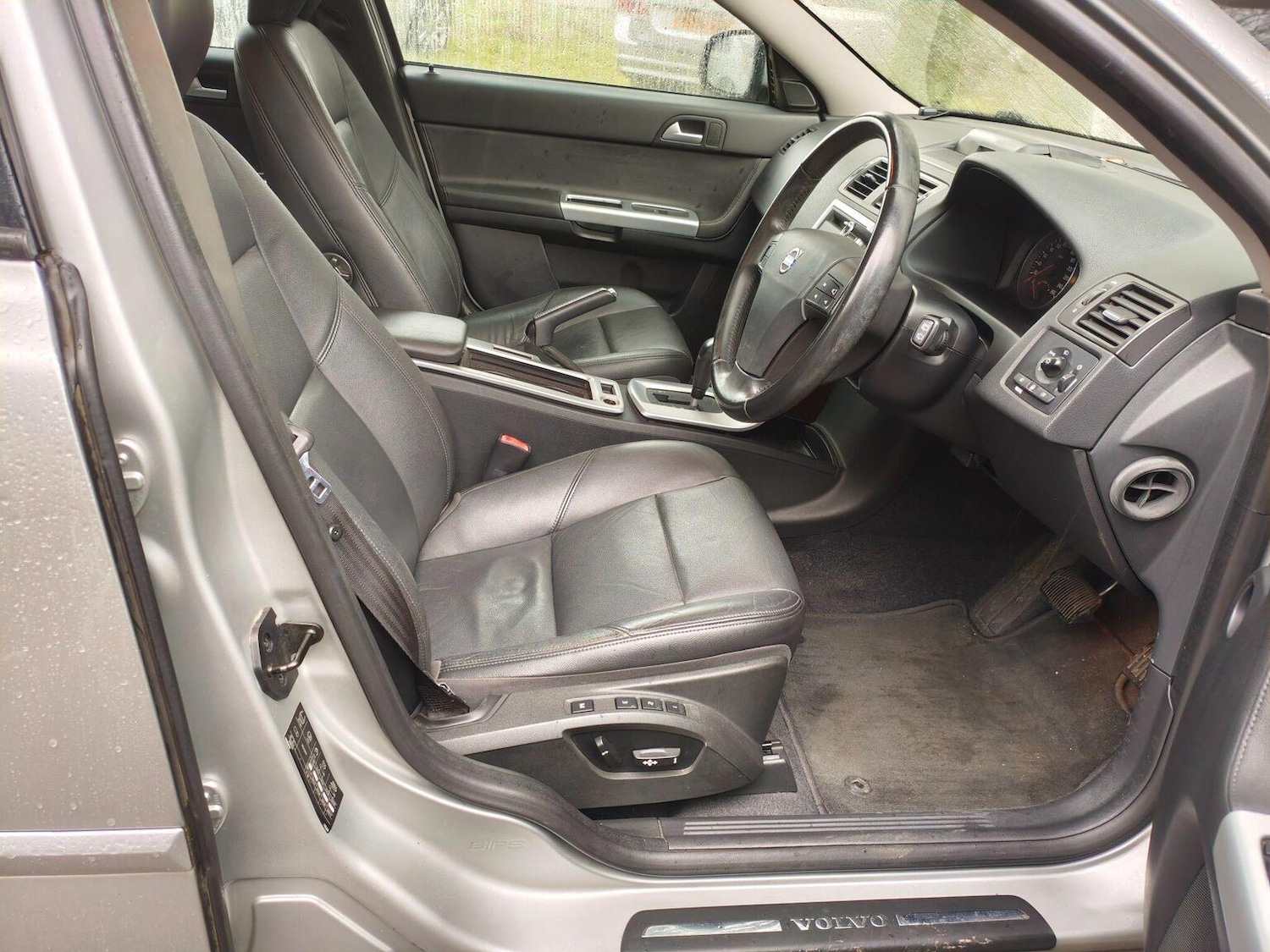 Used Volvo V50 2012 for sale - 77167826: Photo 13