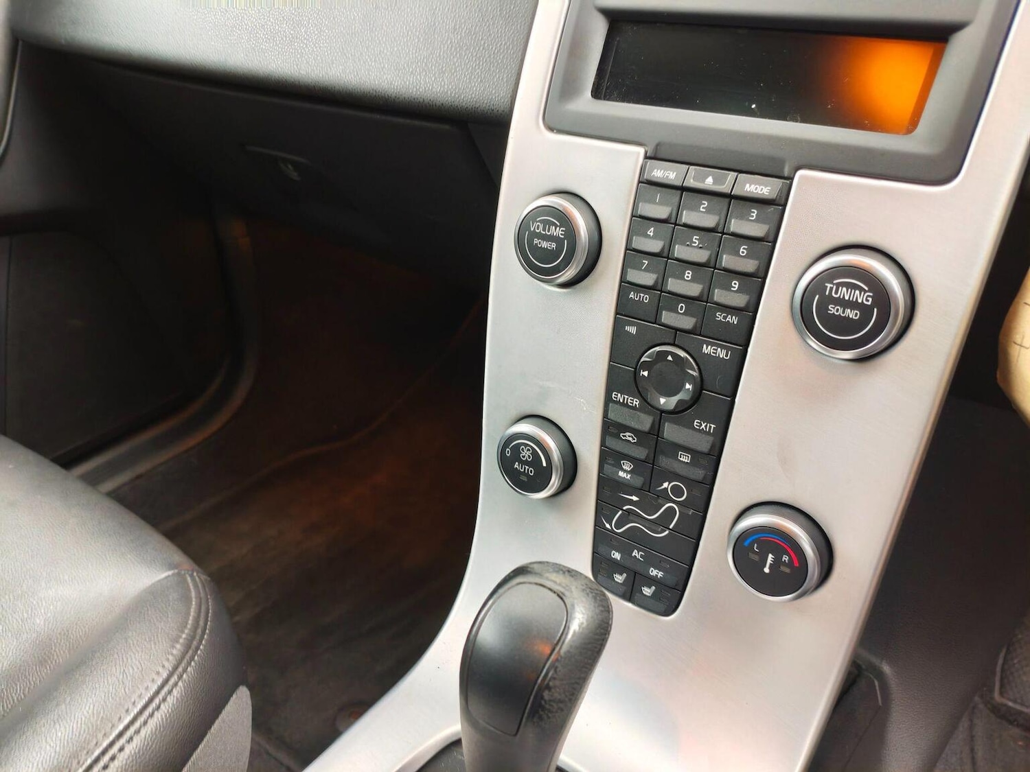 Used Volvo V50 2012 for sale - 77167826: Photo 17