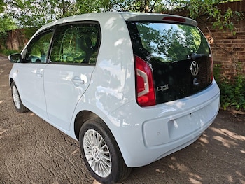 Used Volkswagen up! 2013 for sale - 79004424: Photo
