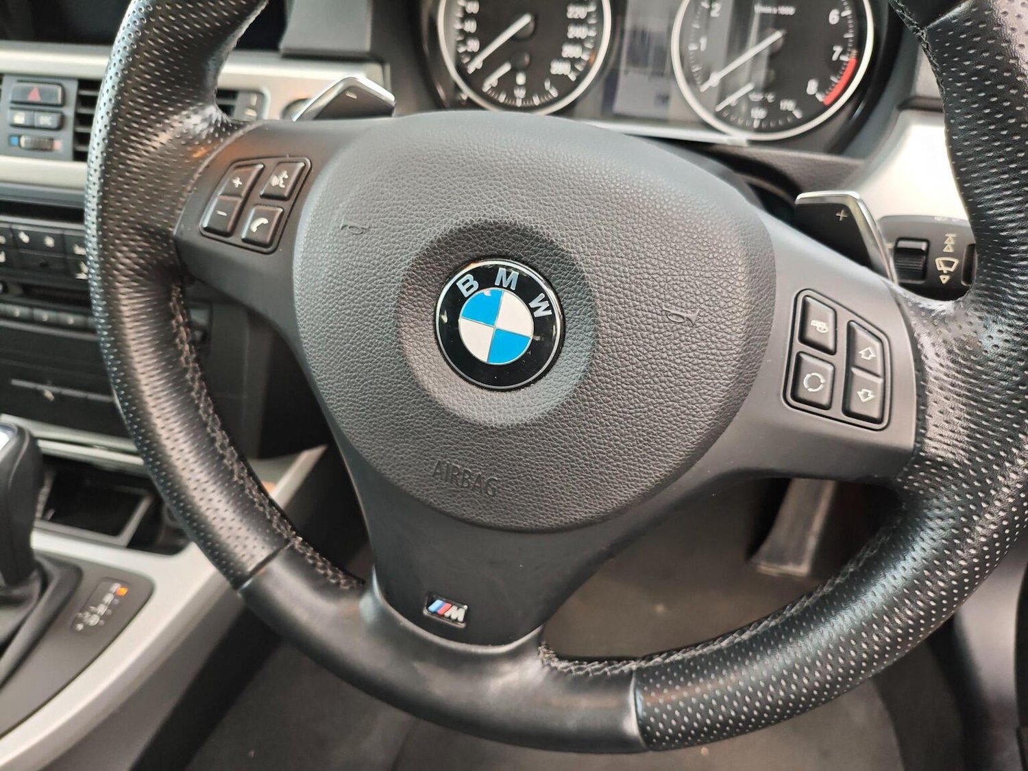 Used BMW 3 Series 2010 for sale - 77251202: Photo 26