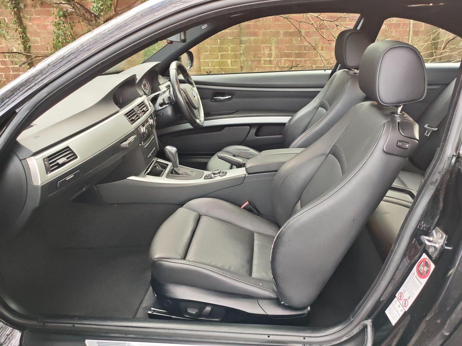 Used BMW 3 Series 2010 for sale - 77251202: Photo 29