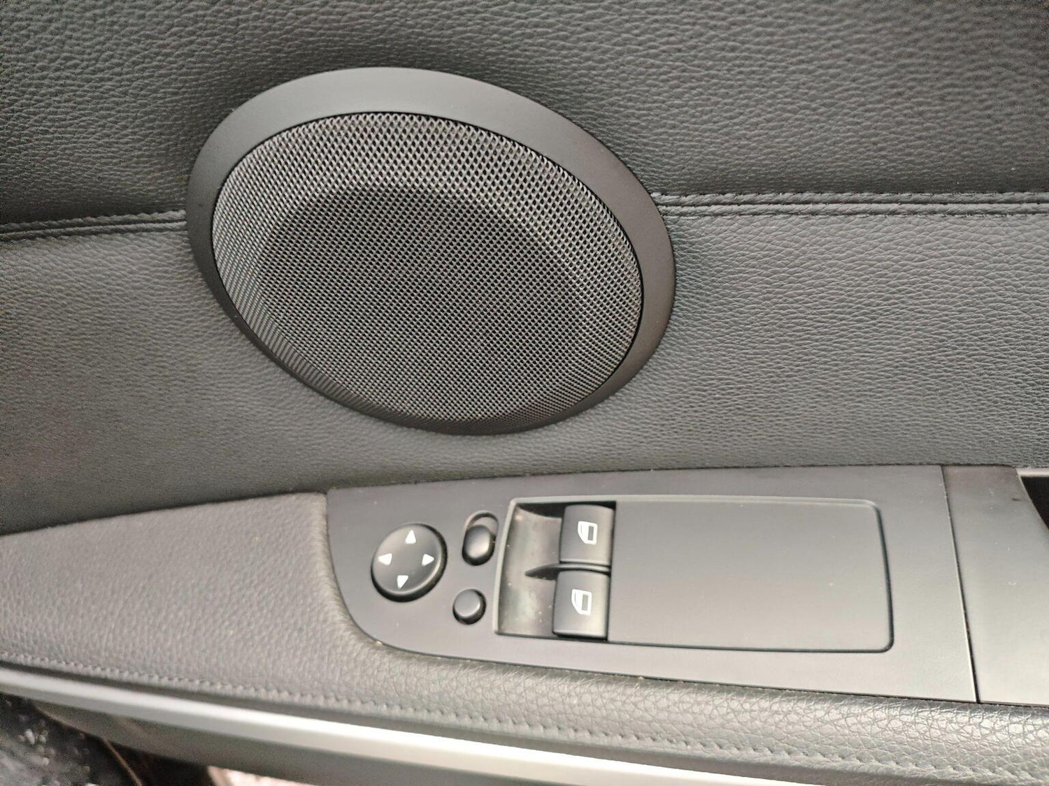 Used BMW 3 Series 2010 for sale - 77251202: Photo 41