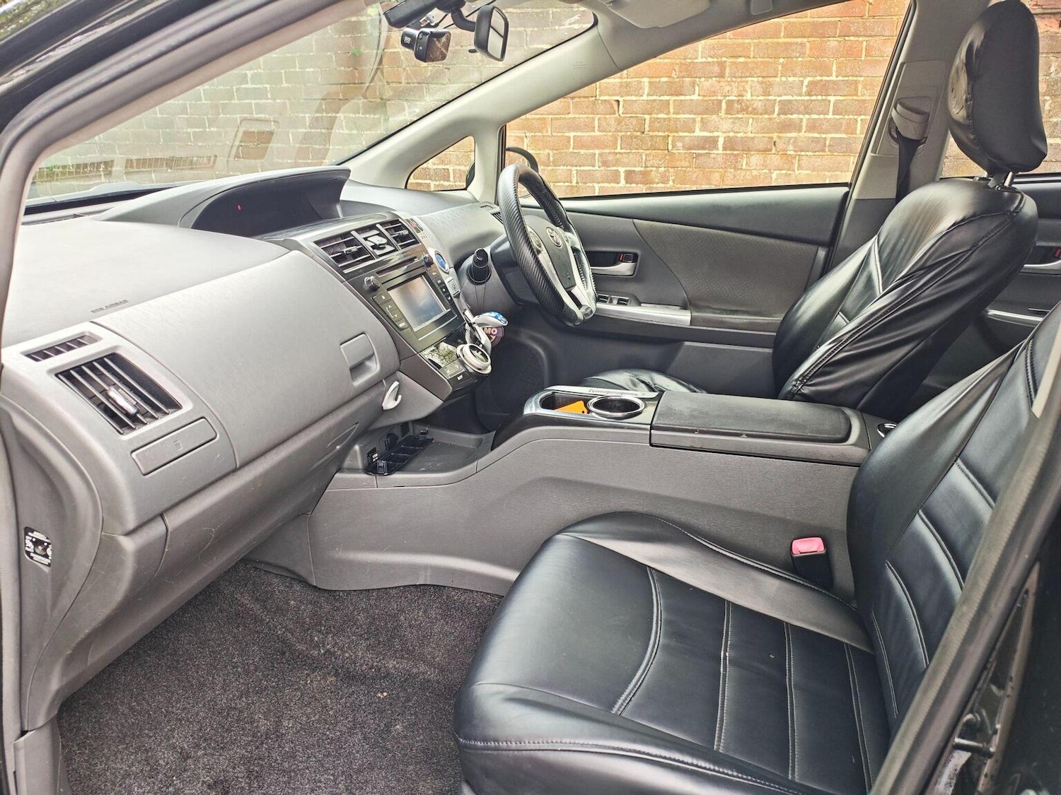 Used Toyota Prius+ 2014 for sale - 78134949: Photo 15