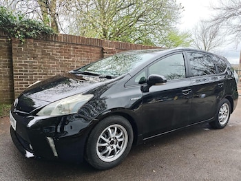 Used Toyota Prius+ 2014 for sale - 78134949: Photo