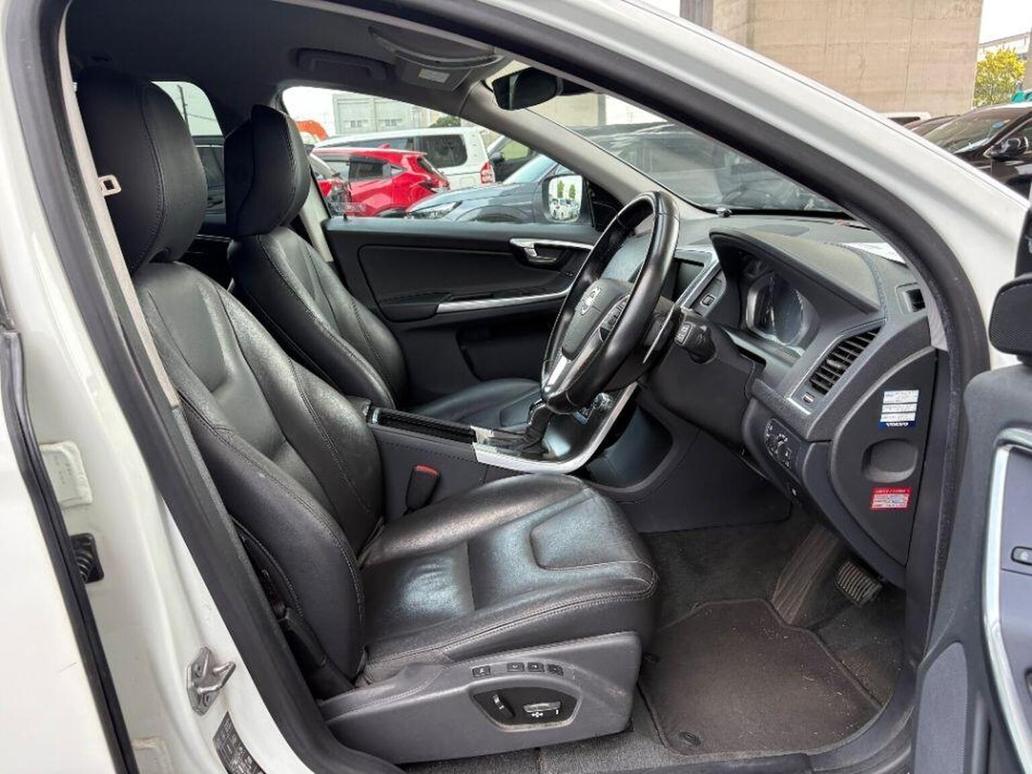 Used Volvo XC60 2014 for sale - 76904693: Photo 6