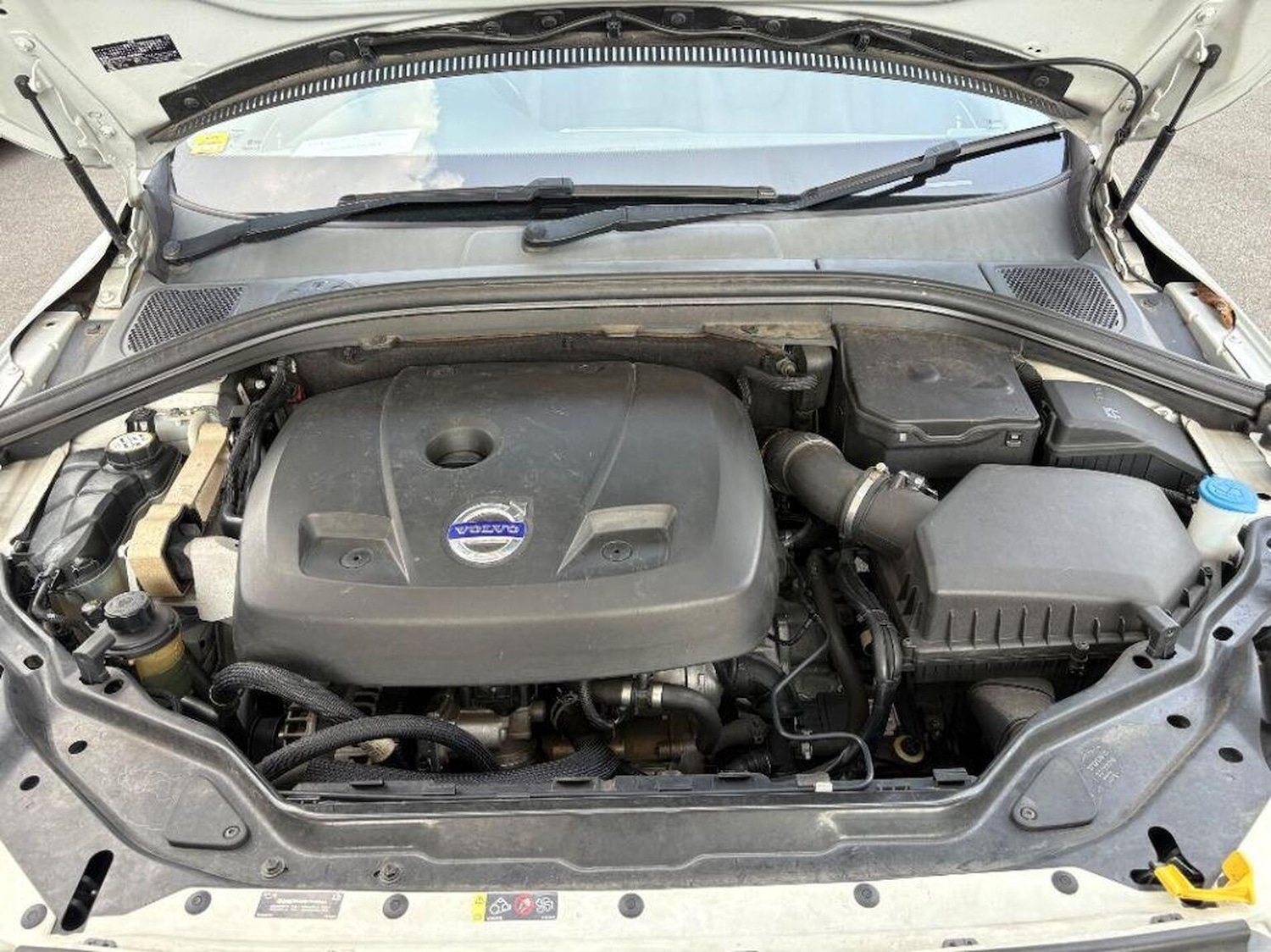 Used Volvo XC60 2014 for sale - 76904693: Photo 8