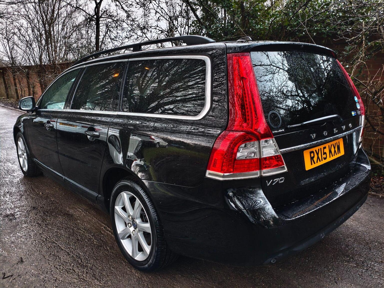 Used Volvo V70 2015 for sale - 77555071: Photo 3