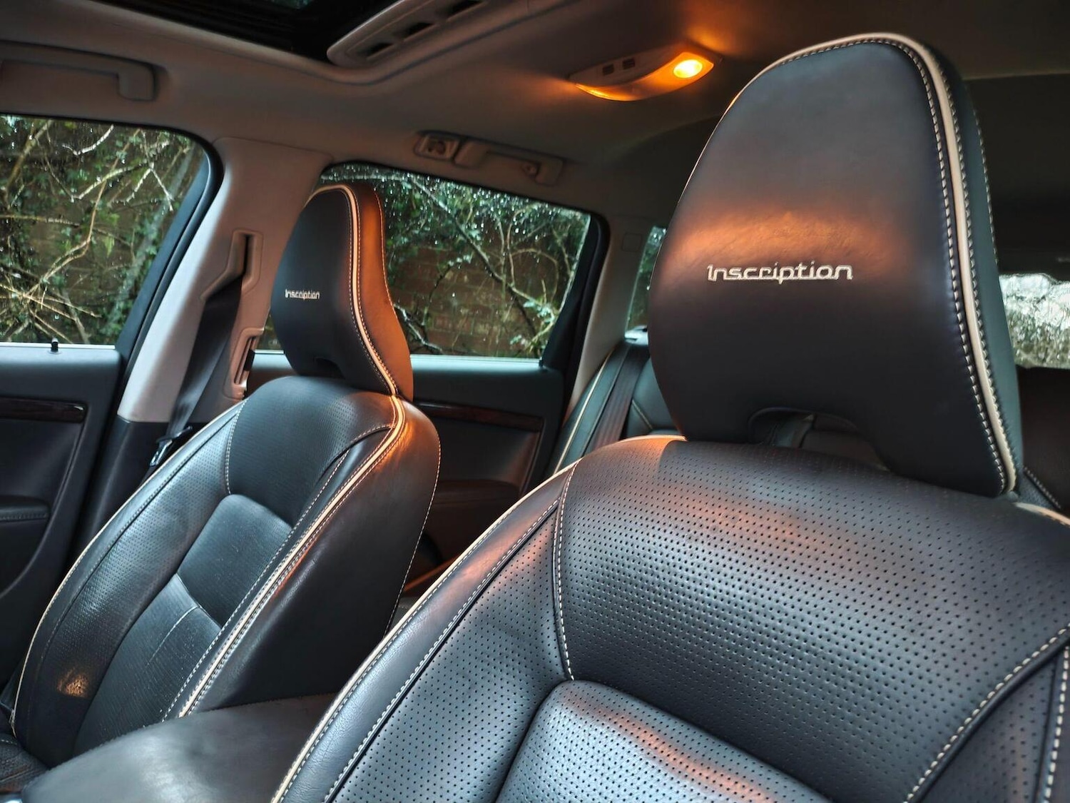 Used Volvo V70 2015 for sale - 77555071: Photo 32