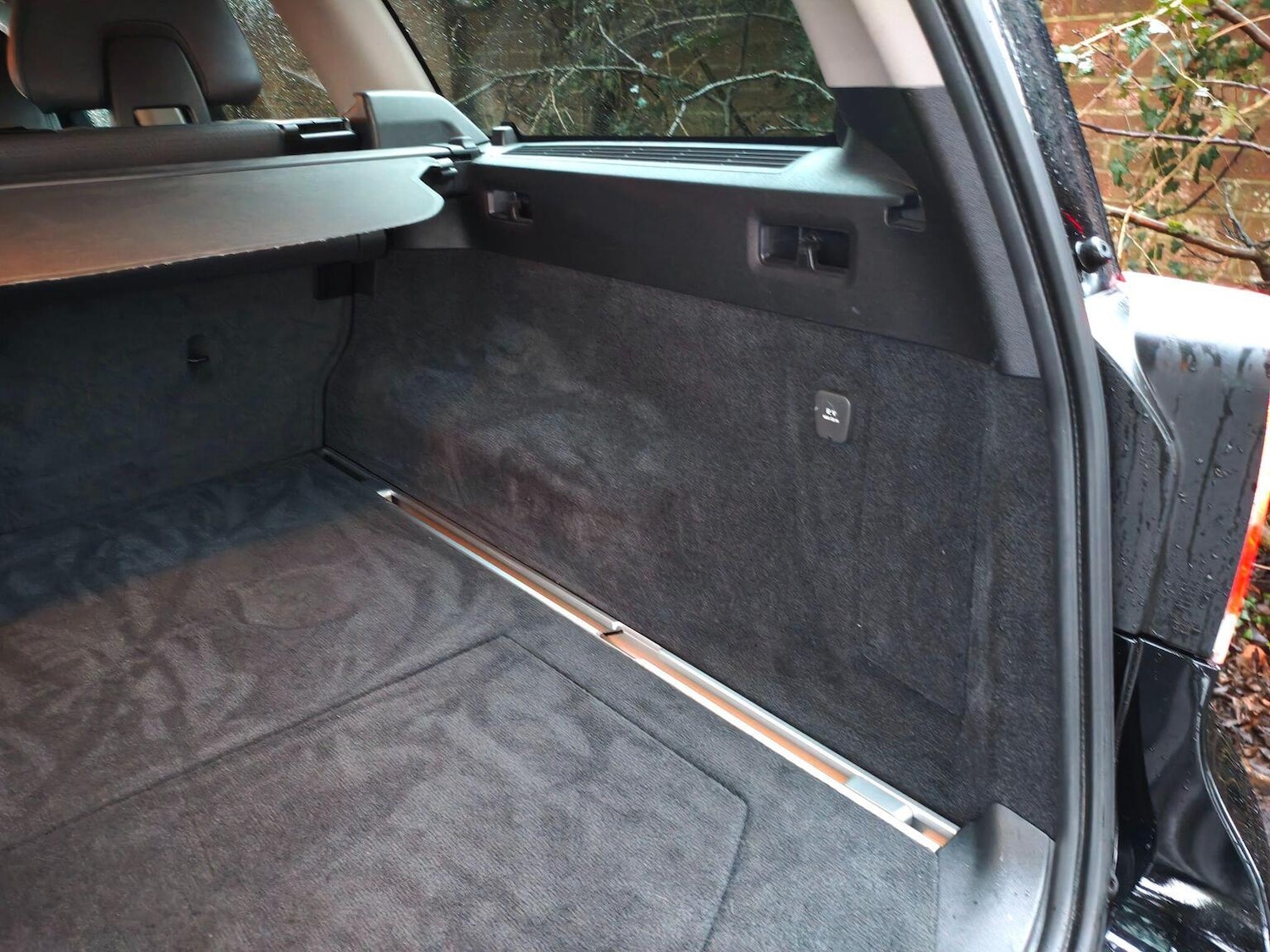 Used Volvo V70 2015 for sale - 77555071: Photo 36