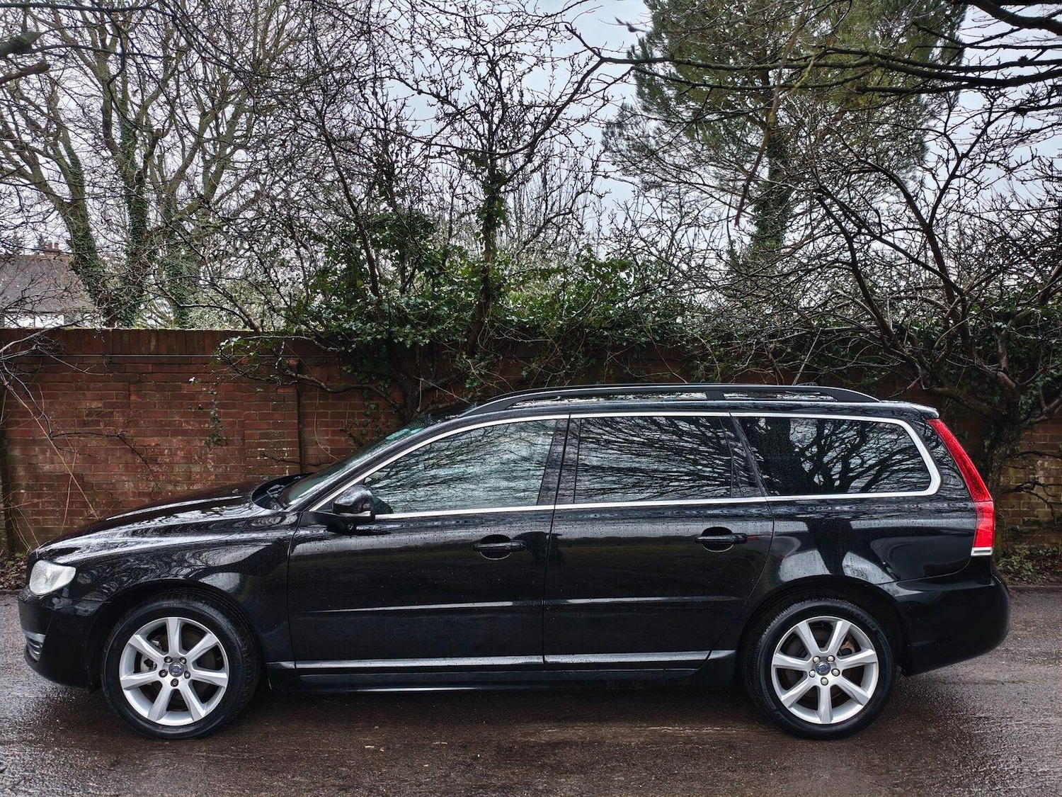 Used Volvo V70 2015 for sale - 77555071: Photo 4