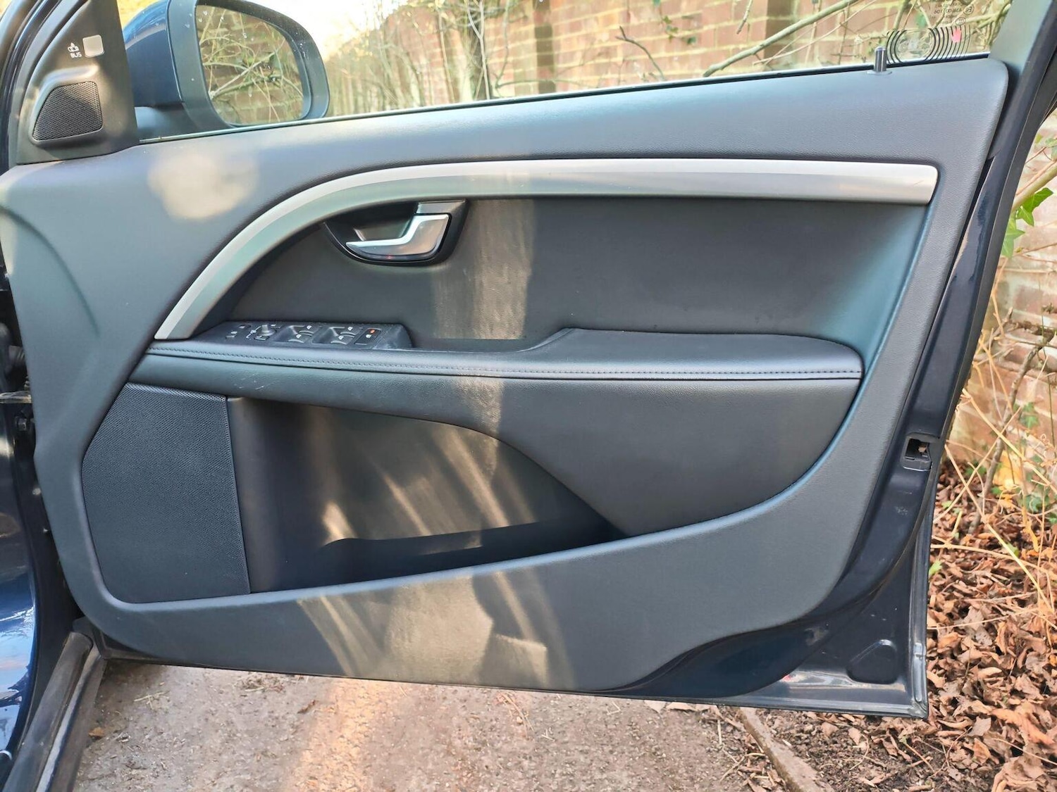 Used Volvo V70 2011 for sale - 77258588: Photo 13