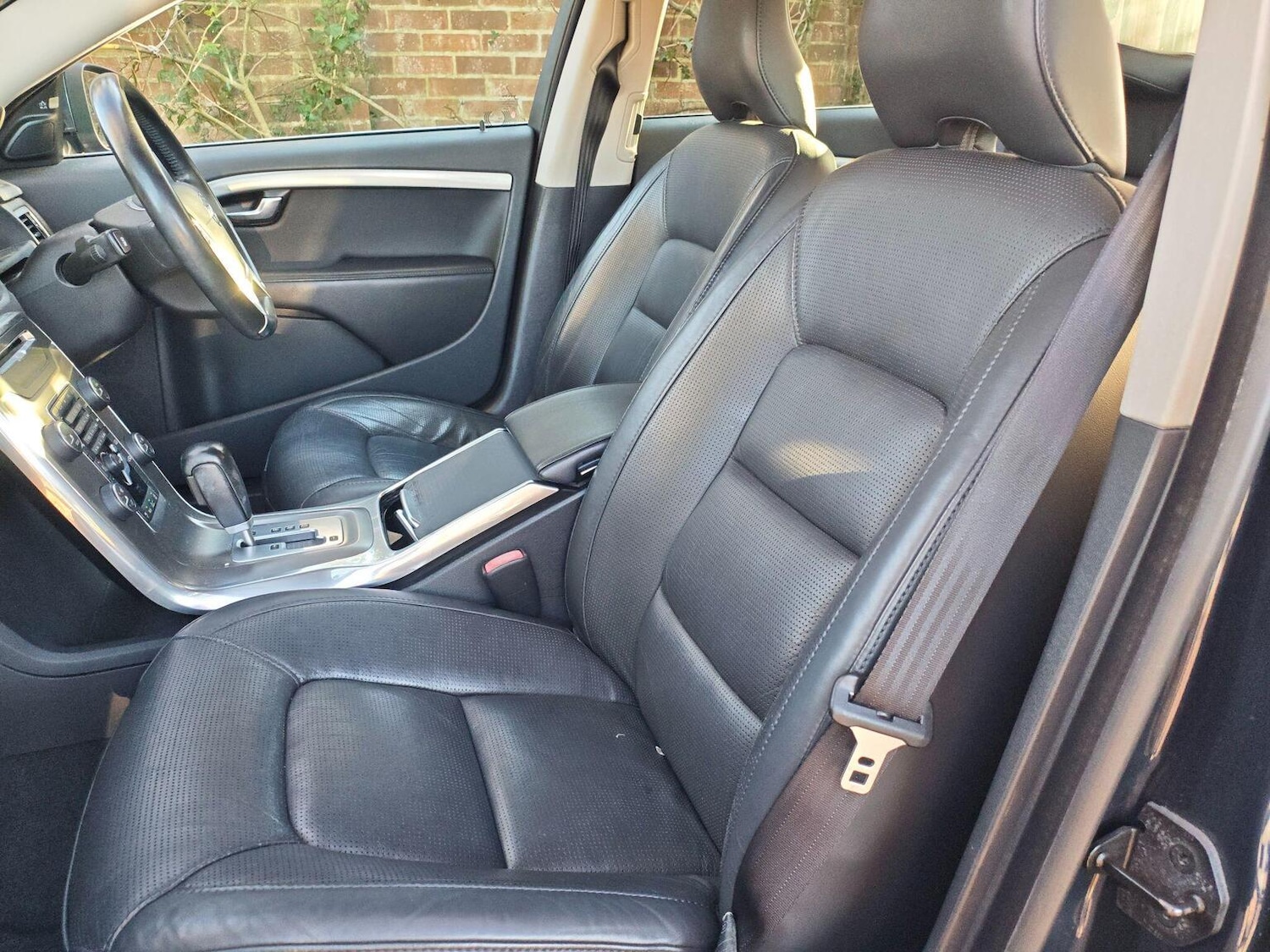 Used Volvo V70 2011 for sale - 77258588: Photo 26