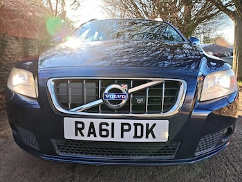 Used Volvo V70 2011 for sale - 77258588: Photo