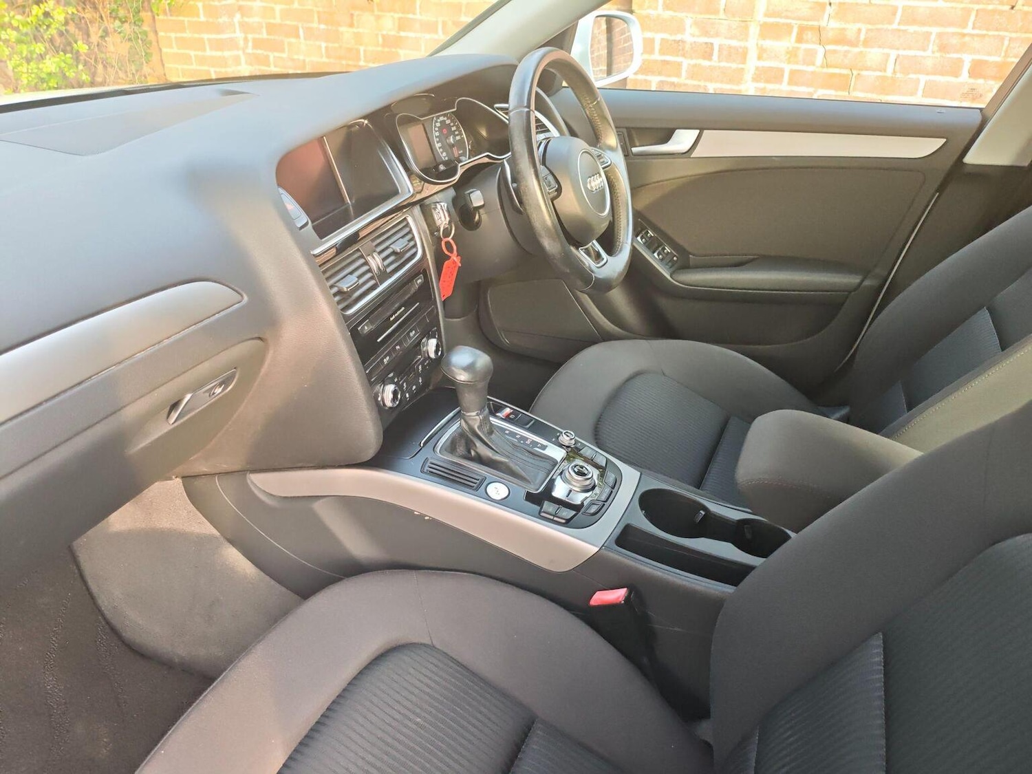 Used Audi A4 Avant 2015 for sale - 77973768: Photo 44