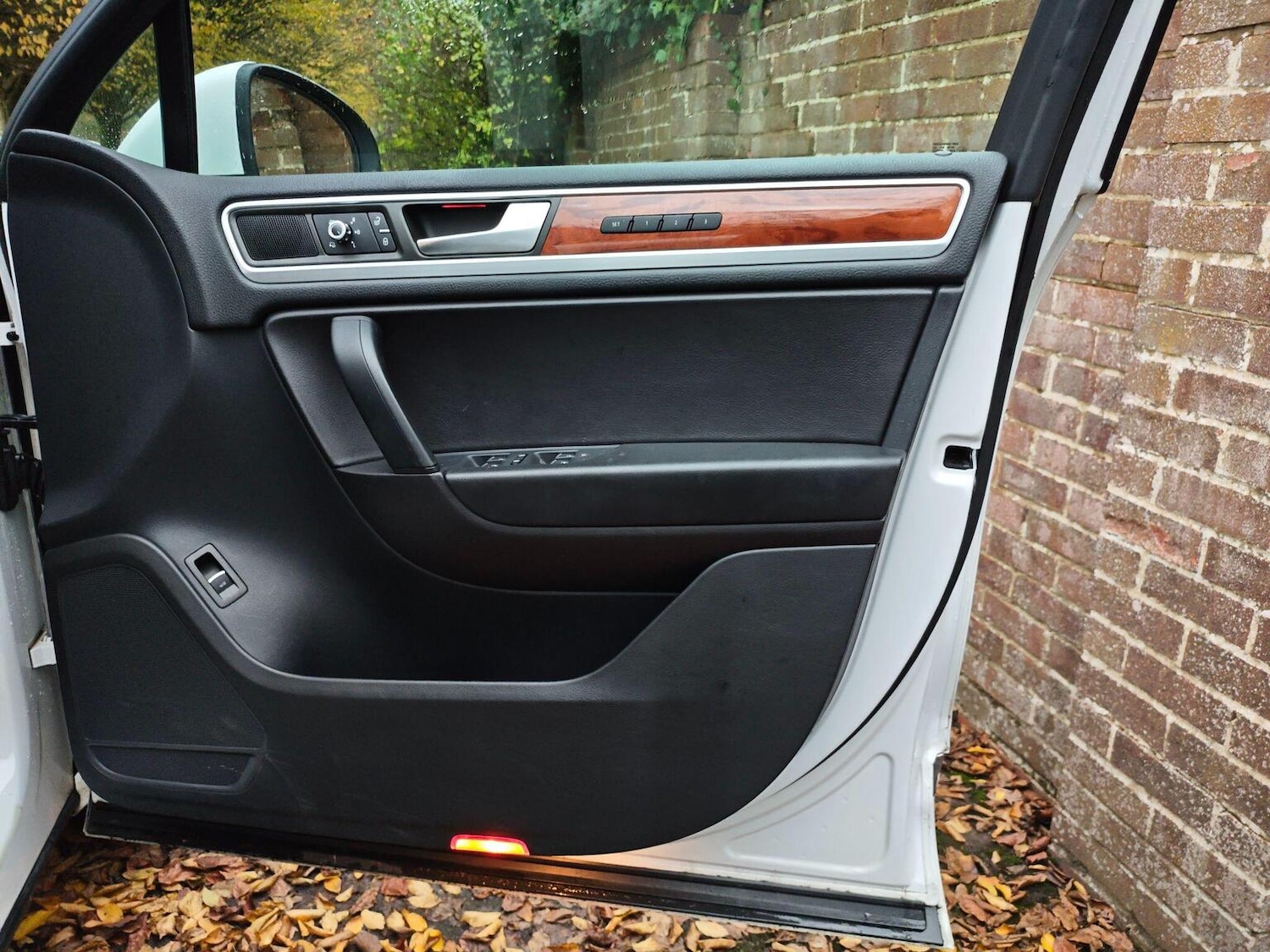 Used Volkswagen Touareg 2013 for sale - 76669176: Photo 16