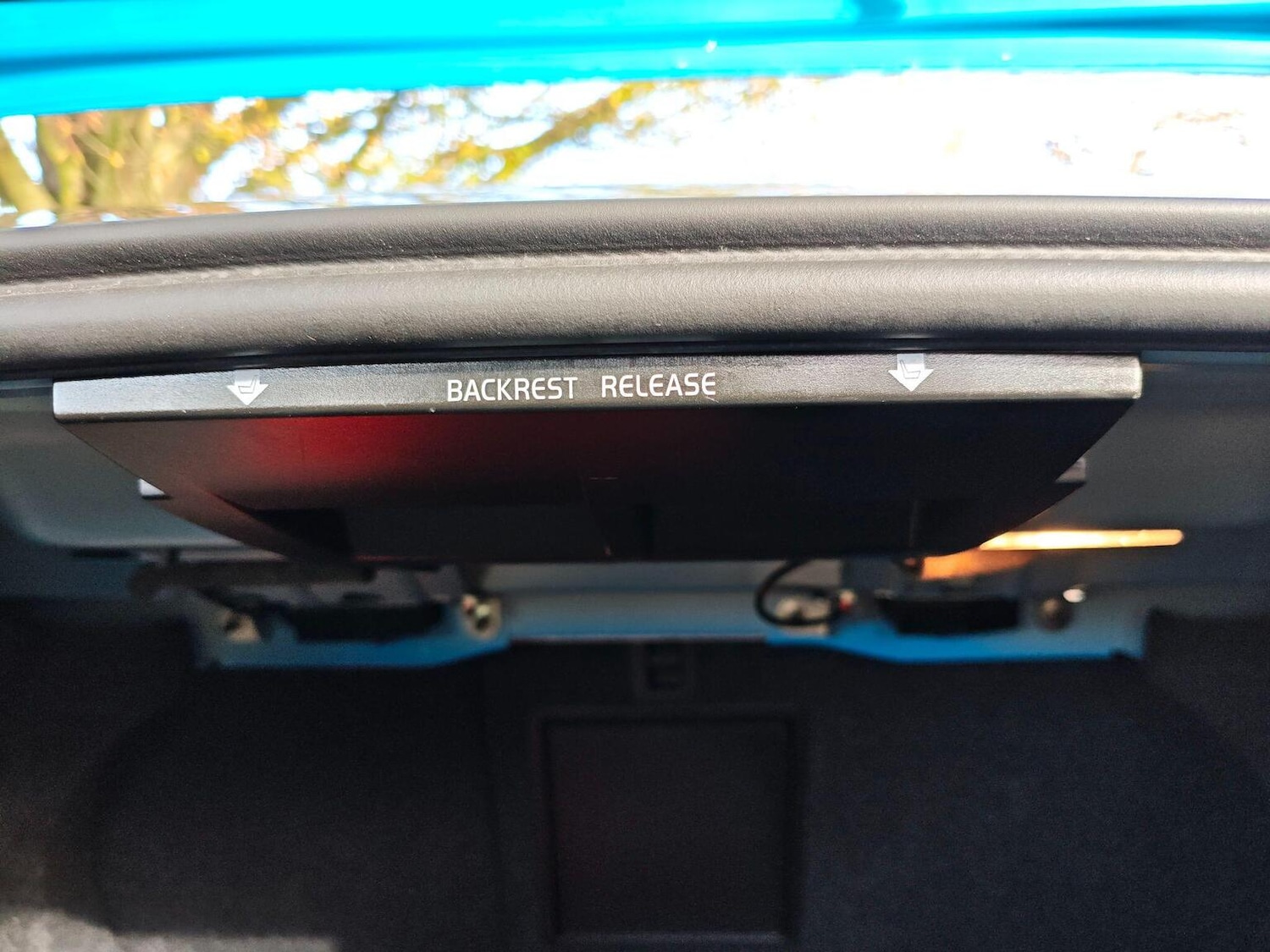 Used Volvo S60 2012 for sale - 76769471: Photo 22