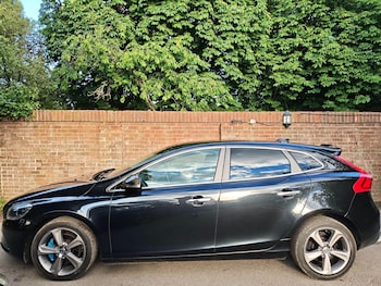 Used Volvo V40 2013 for sale - 78967825: Photo